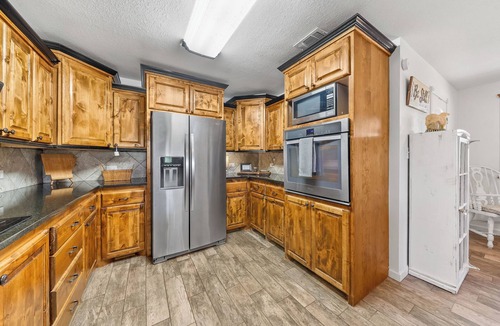 Lockesburg Apartment | Couples Retreat Hot Tub ATV Trails 20 Acres