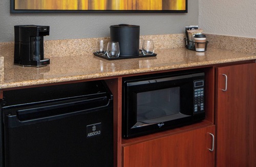 Donelson Hotel | Courtyard by Marriott Nashville Airport