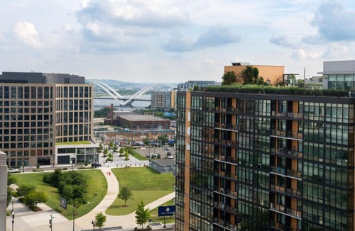 Navy Yard Hotel | Courtyard by Marriott Washington Capitol Hill/Navy Yard