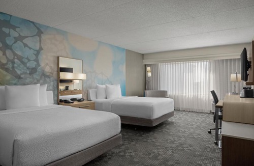 Pike Hotel | Courtyard Indianapolis Northwest