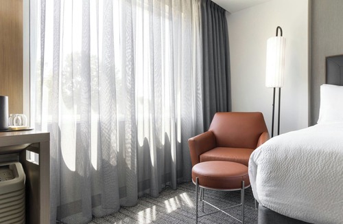 Lake Arbor Hotel | Courtyard Largo Medical Center Drive