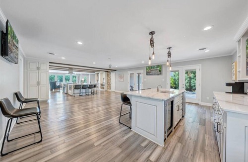 Penhook House | Cove Retreat - Spacious 7 bedroom home!