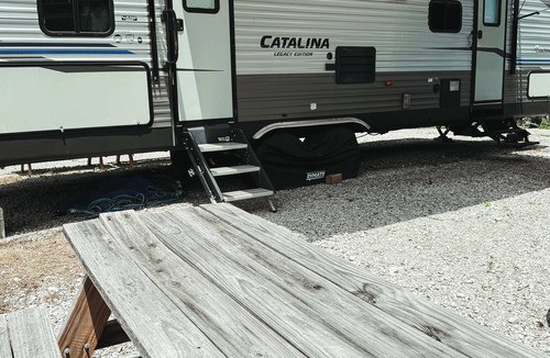 Gamaliel House | Cozy 1-bedroom Camper in lovely Gamaliel just 4 minutes from the LAKE