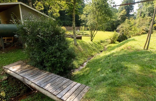 Topton Cottage | Cozy 1-bedroom cottage in tranquil Topton with AC