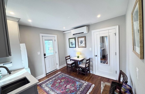 Old Town West Apartment | Cozy 1-bedroom in Old Town center with kitchenette & parking pass