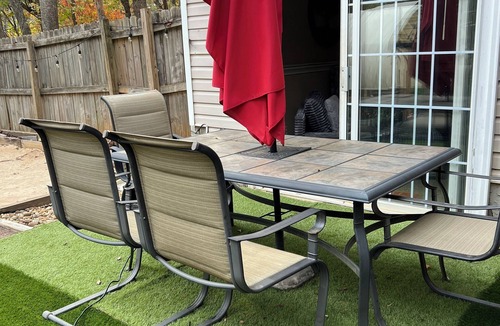 Douglasville Apartment | Cozy 1-bedroom in delightful Douglasville with kitchenette, and pool