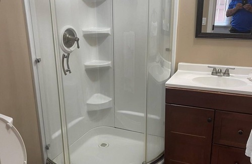 Cartersville Cabin | Cozy 1 Bedroom, one sofa bed Cottage House 10 min from Lake Pointe Sports Ctr