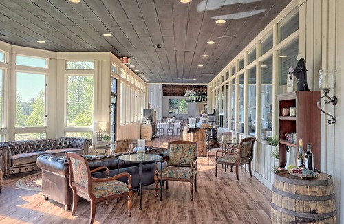 Clayton Hotel | Cozy 1-Bedroom Retreat with 2 Queen Beds in Clayton, GA