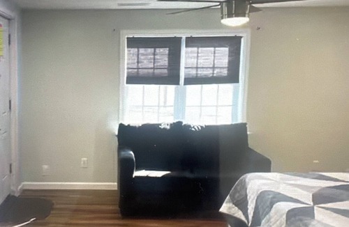 Airport Township Apartment | Cozy 1-bedroom studio in peaceful Saint Ann with AC