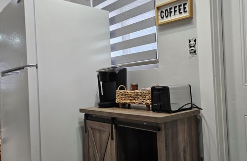 Oakland Park Apartment | Cozy 2-bedroom apartment with AC and WiFi in fabulous Oakland Park