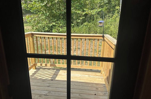 Argillite Cabin | Cozy 2-bedroom cabin near Greenbo Lake State Park, Deer Haven