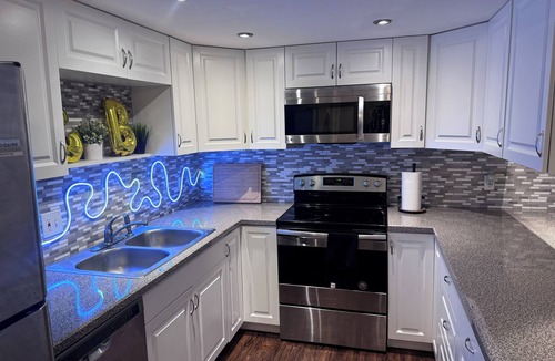 Daytona Beach Condo | Cozy 2-bedroom condo in tranquil Daytona Beach with AC