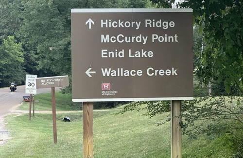 Pope House | Cozy 2-bedroom house on Enid Lake, just steps from Wallace Creek Campgrounds