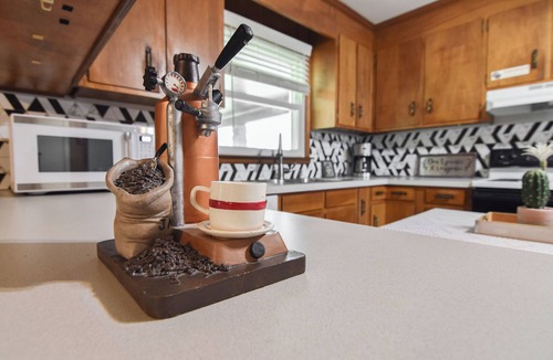 Bowling Green House | Cozy 2BR 2BA 5 min to lake 20 min to downtown CLT