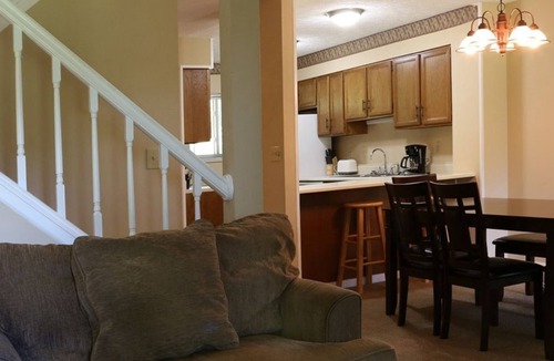 Cheat Lake House | Cozy 2BR Townhouse in Morgantown. Unwind & Relax