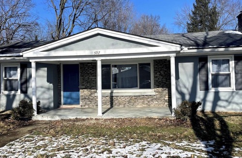 Lexington House | Cozy 3 bedroom home perfect for families or work.