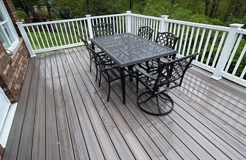 Edgewood House | Cozy 3-Bedroom House with WiFi, streaming TVs in Peaceful Edgewood