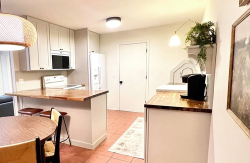 Springfield House | Cozy 3-Bedroom near Bass Pro, Hospitals & Universities