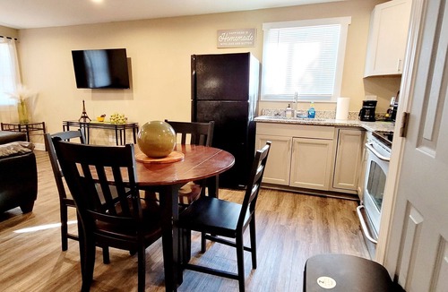 Monroe House | Cozy 3BR/2BA Home Near Downtown Monroe & Waxhaw with Fire Pit + Patio