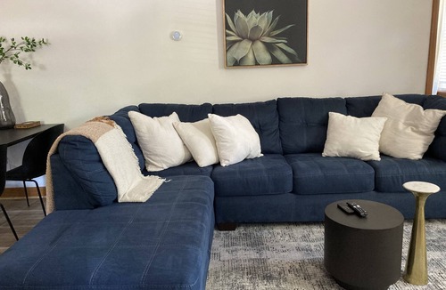 Shiloh House | Cozy 5Star Guest House Near Biltmore Estate.