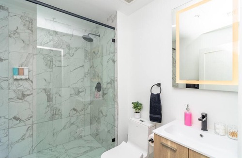 East Little Havana Apartment | Cozy and Comfortable 1BR Near Calle Ocho and Brickell