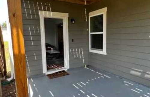 Flowery Branch House | Cozy Apartment close to Lake Lanier