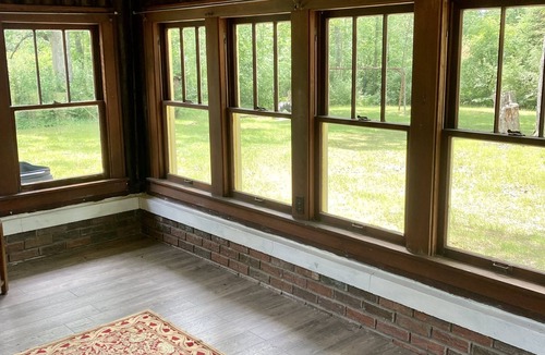 Hale Cabin | Cozy Beautiful log cabin situated on acreage with access to East Stylus Lake