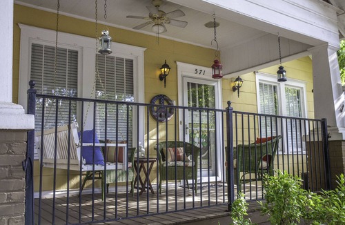 Old Fourth Ward House | Cozy Bungalow in the Old Fourth Ward