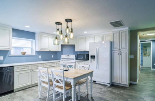 Oscoda Cabin | Cozy Cabin Getaway in Iosco County
