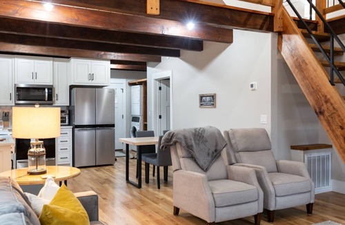 Travelers Rest Cabin | Cozy Cabin on Grace Lake