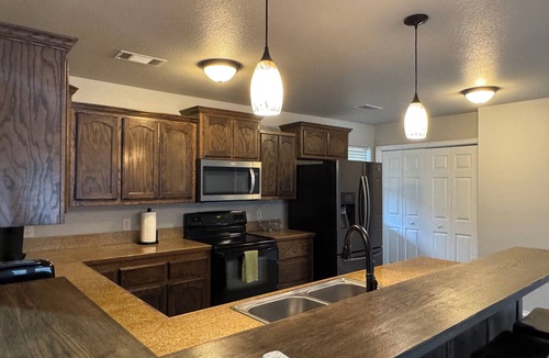 Vian House | Cozy Cabin on Lake Tenkiller
