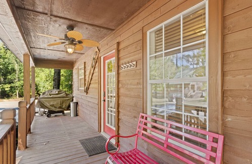Counce Cabin | Cozy Cabin - Pickwick Lake & Dam