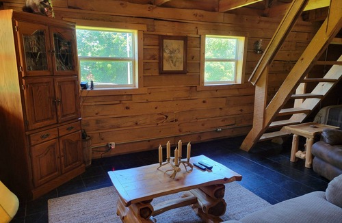 Brixey Cabin | Cozy cabin retreat close to kayaking and hiking trails.