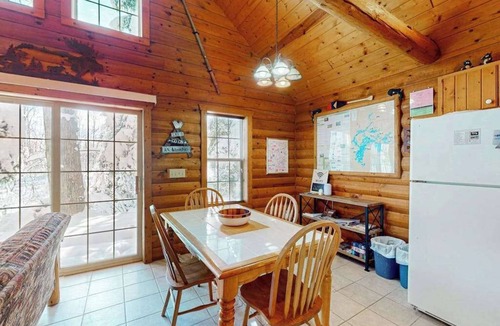 Mercer House | Cozy cabin w/fireplace, whirlpool tub, access to private dock, & fire pit