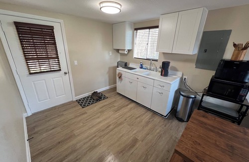 Ringgold Cabin | Cozy cabin with AC in Ringgold - Perfect for a getaway