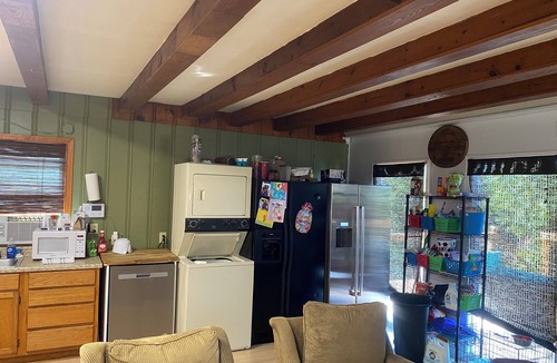 Mid America Cabin | Cozy cabin with beautiful views in peaceful Hot Springs