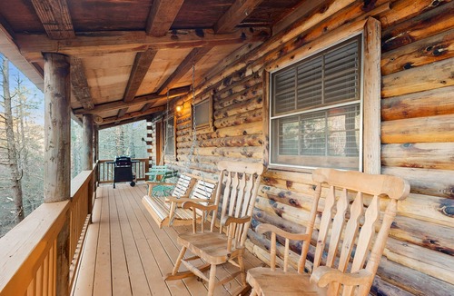 Cleveland Cabin | Cozy cabin with wifi, wood-burning fireplace & spacious deck
