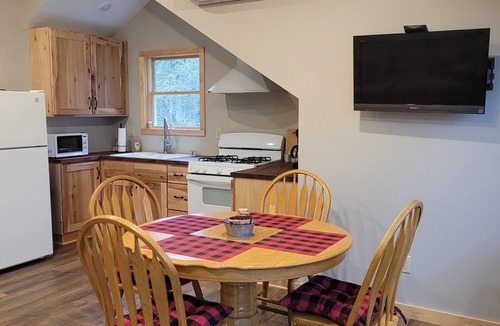 Horton Apartment | Cozy cottage apartment at Crane Cove