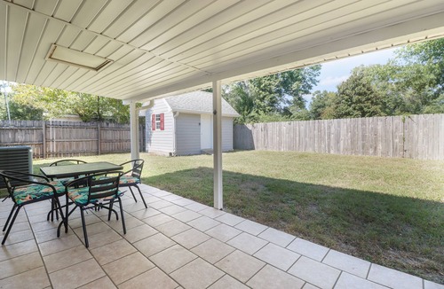 Gulfport Cottage | Cozy Cottage Near Beach Sleeps 9