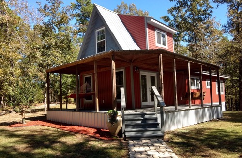 Royal Cottage | Cozy Country Cottage - Minutes From Lake Ouachita