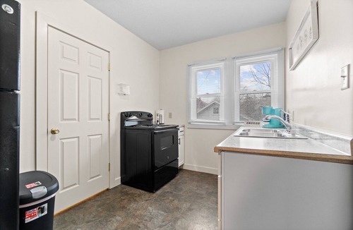 Saint Marys  Allen County Apartment | Cozy Essentials Apt in Downtown FW