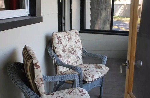 Ferndale House | Cozy Ferndale Bungalow w/fenced yard & fast Wifi