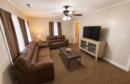 Gadsden House | Cozy Fishing Getaway, Close to Dining & Boat Ramp