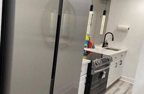 Downtown Atlanta Condo | Cozy home atlanta! Sleeps 4! This is a full renovated condo which is a must see