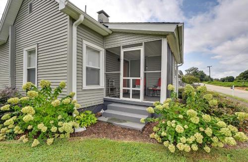 Dunean House | Cozy Home in Historic Area ~ 2 Mi to Main St!