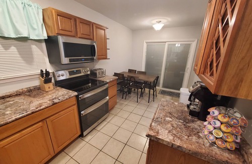 Lynchburg House | Cozy Home Less Than 5 Minutes from Liberty University - Sleeps 10
