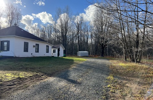 Big Bay House | Cozy Home located in downtown Big Bay