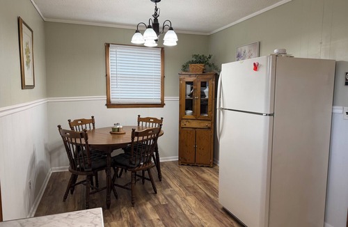 Abingdon House | Cozy Home near Abingdon – Close to Town & Trails!