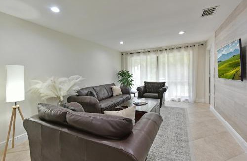 Wellington Apartment | Cozy home with private entrance!