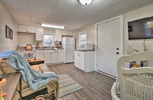 Hudson Cottage | Cozy Hudson Cottage II w Porch, Patio & Grill